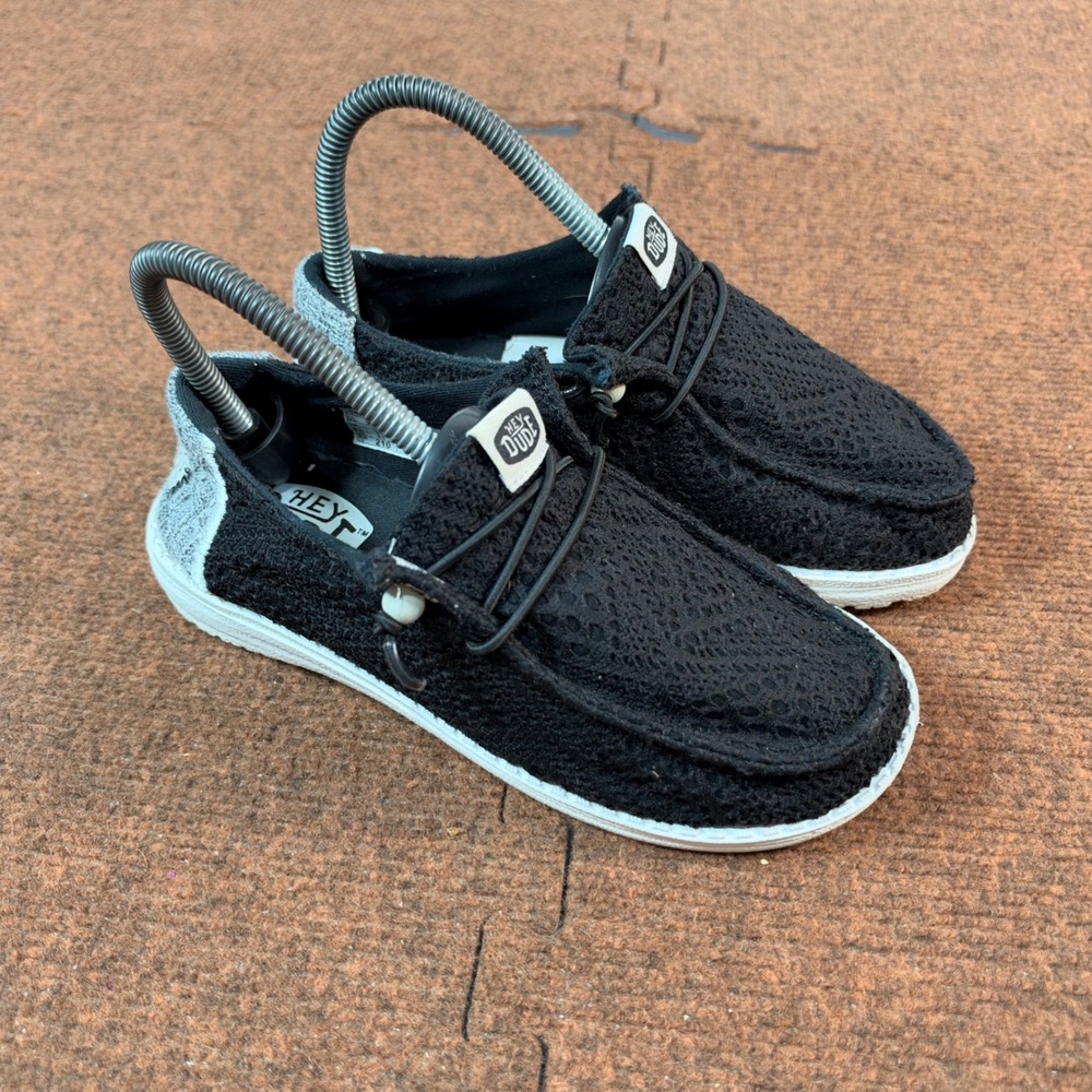 Hey Dude Wendy Crochet Stitch Women Black White Slip On Loafers Size 5 45398-066